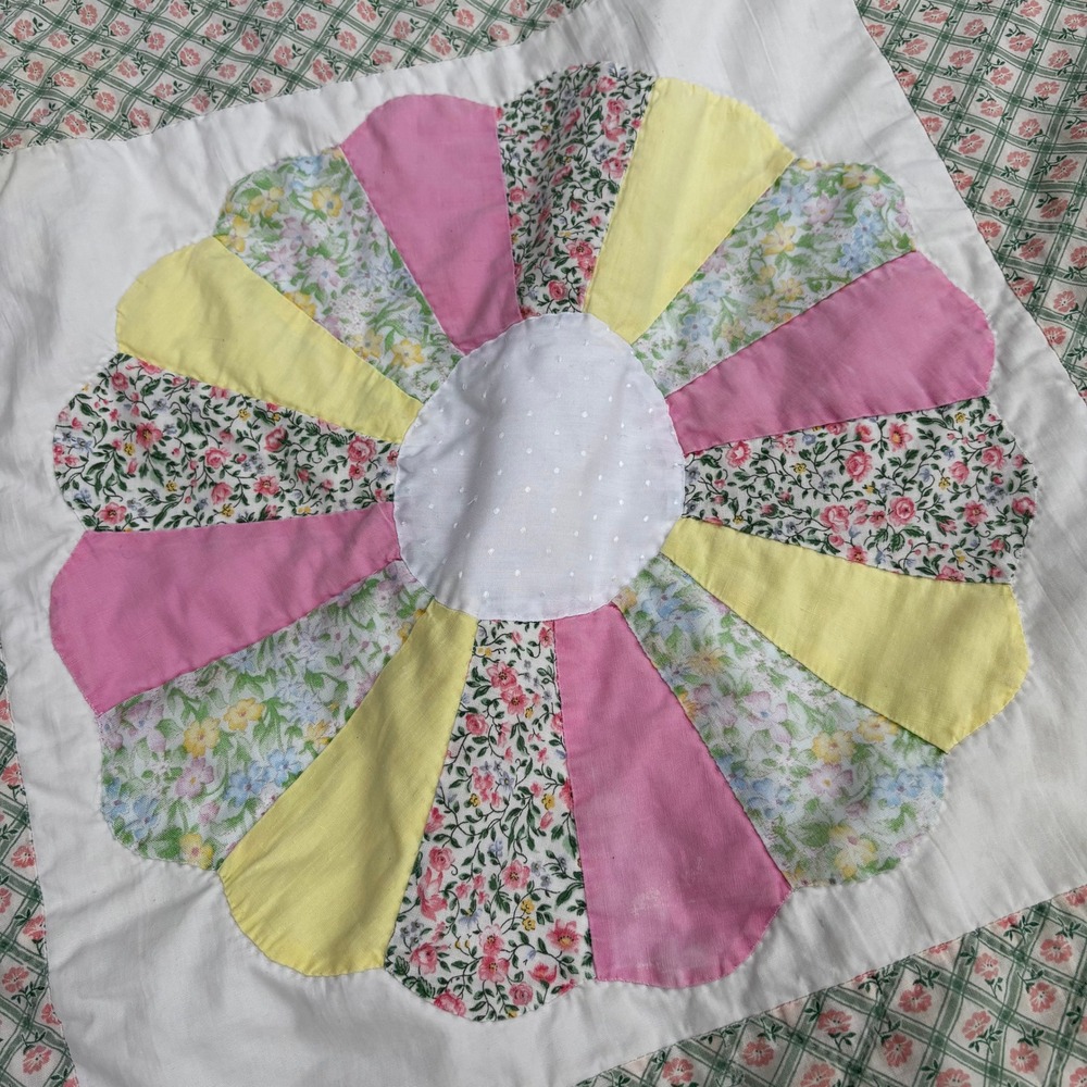 Antique Dresden Plate Hand Sewn Quilt Vintage Floral Pink Yellow Green 101x83 - Picture 8 of 13
